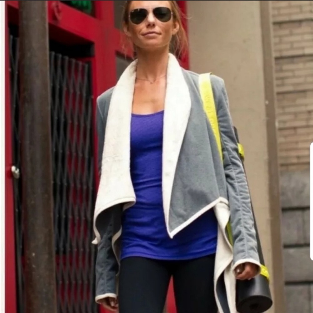 Lululemon presence of mind jacket